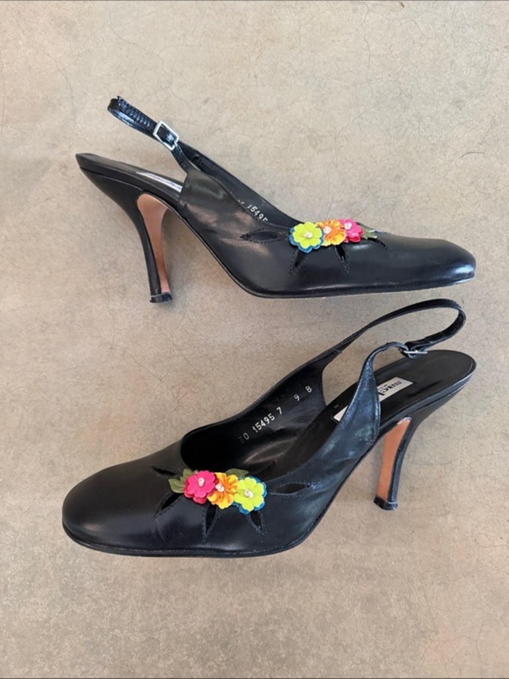 Sacha London shoes made in Spain black pumps size 9 floral